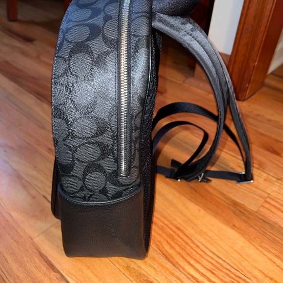 NWOT Coach Court Canvas Backpack in Graphite Black - Picture 2 of 7